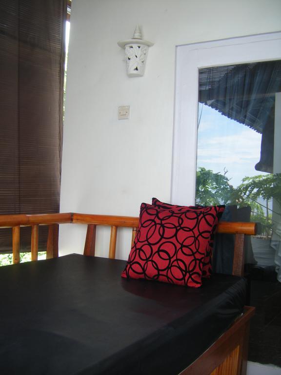 Alur Beach Homestay Amed  Bilik gambar