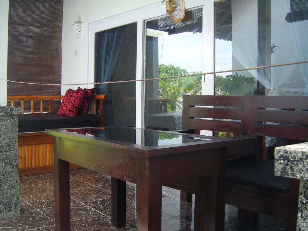 Alur Beach Homestay Amed  Bilik gambar